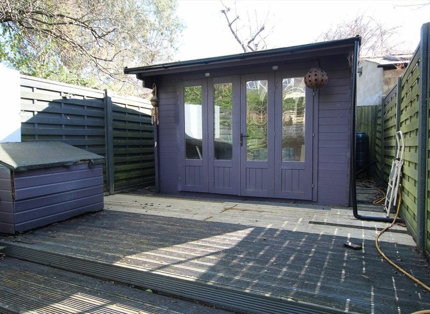 Properties for sale in Avenue Road - TW8 9NS view5