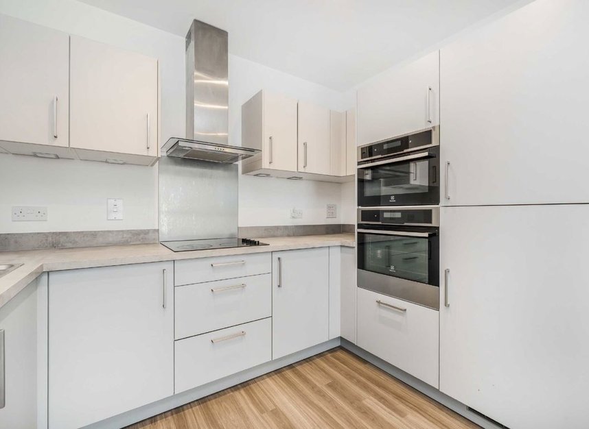 Properties for sale in Avenue Road - W3 8YP view3