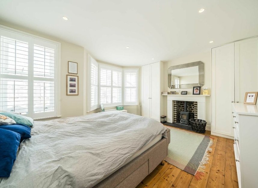 Properties for sale in Ballater Road - SW2 5QR view6