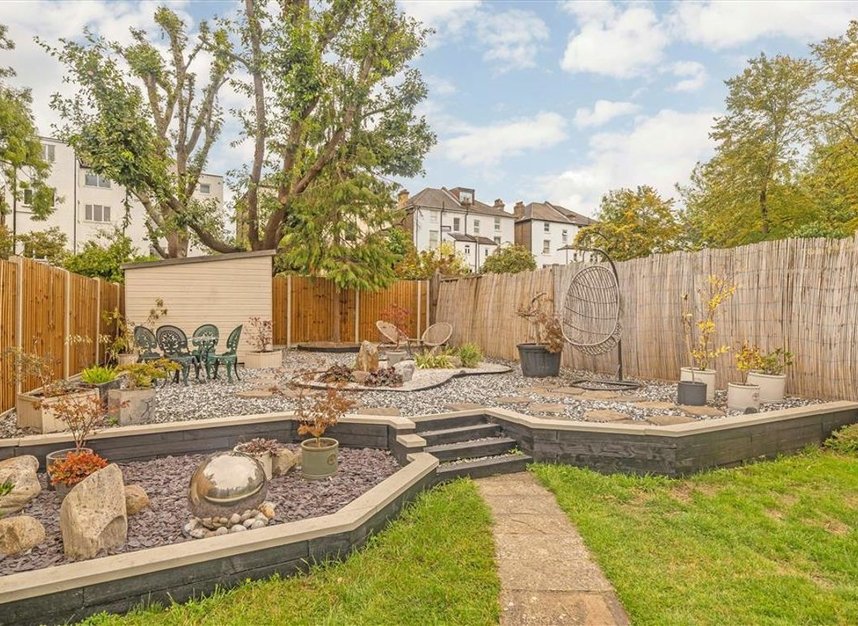 Properties for sale in Baring Road - SE12 0JP view13