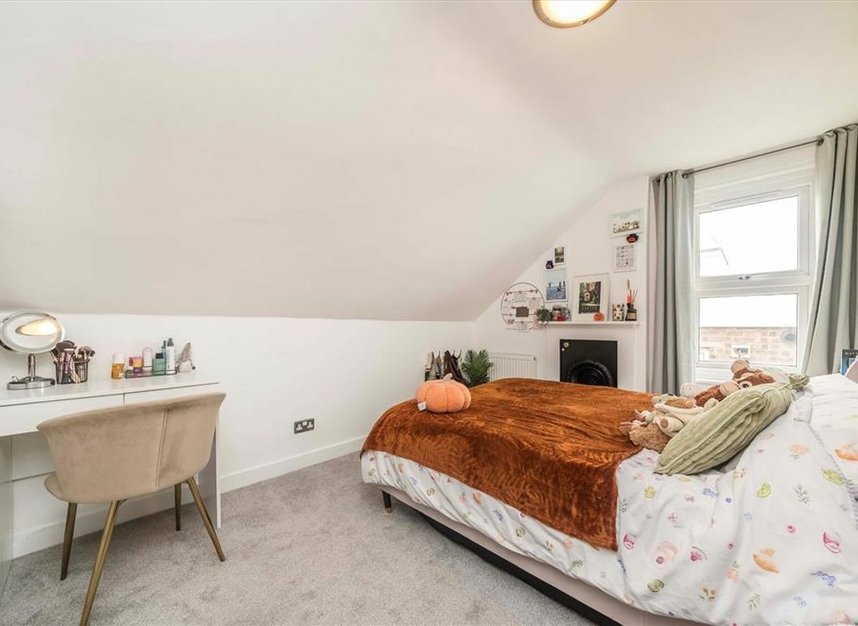 Properties for sale in Baring Road - SE12 0JP view9