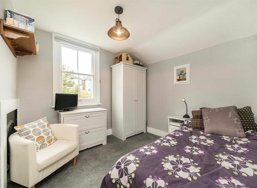 Properties for sale in Baring Road - SE12 0JP view10
