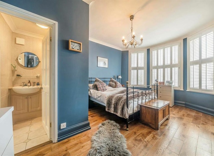 Properties for sale in Baring Road - SE12 0JP view5