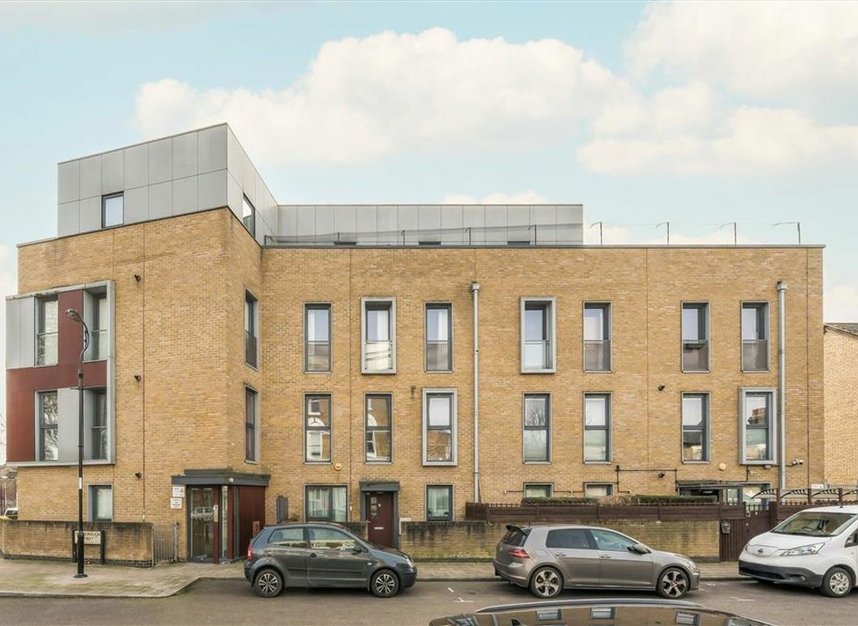 Properties sold in Barlborough Street - SE14 5EY view1