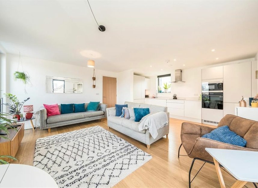 Properties sold in Barlborough Street - SE14 5EY view2