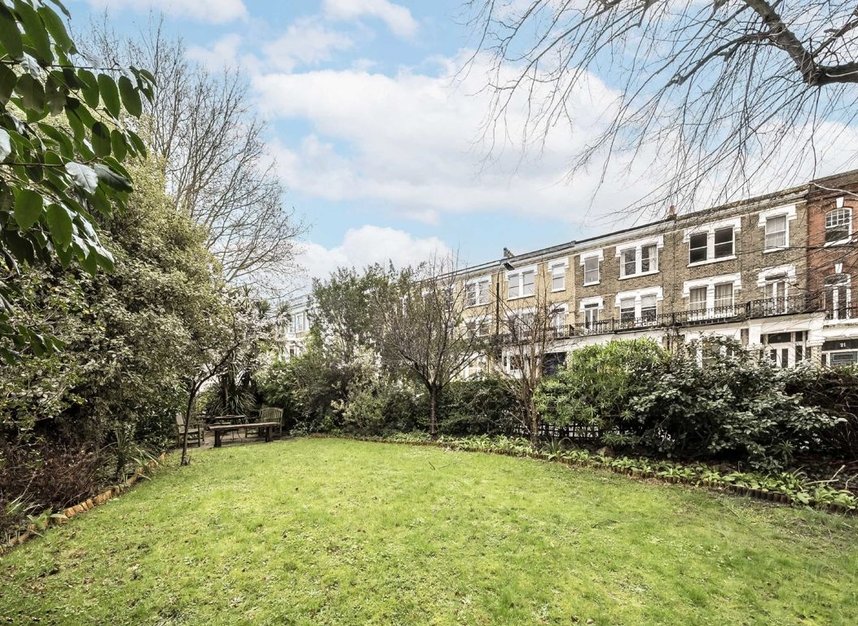 Flat for sale in Barons Court Road, London, W14 (Ref 216786) Dexters