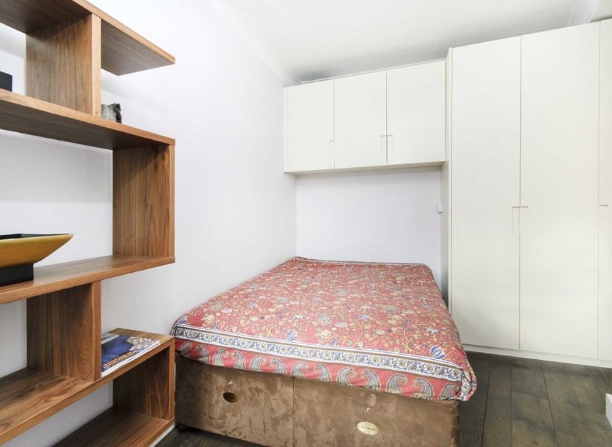 Flat for sale in Barons Keep, London, W14 (Ref 198118) Dexters