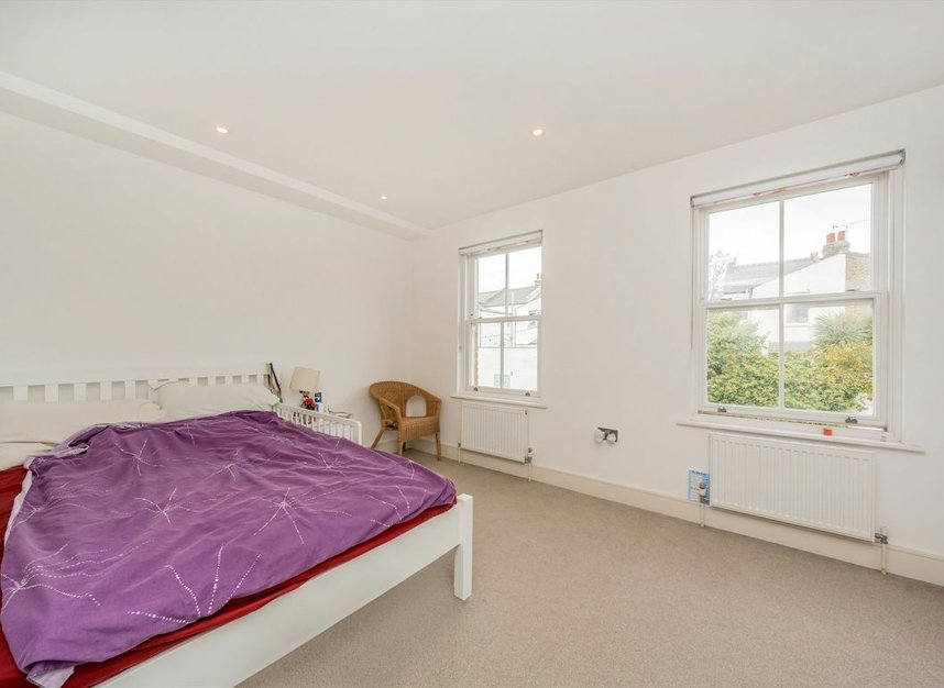 Properties for sale in Barton Mews - SW19 8LQ view5