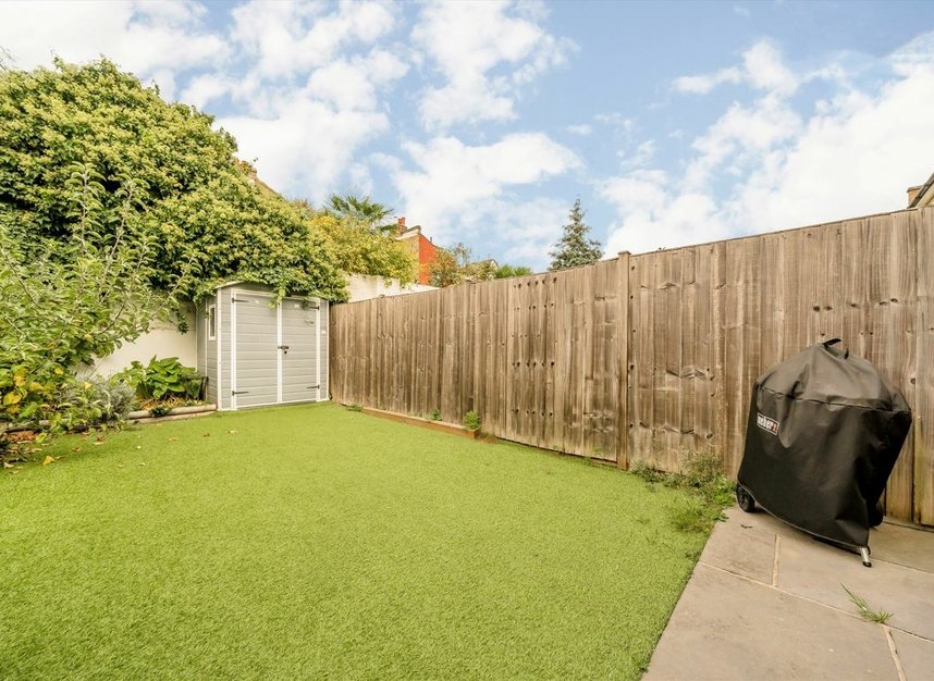 Properties for sale in Barton Mews - SW19 8LQ view6