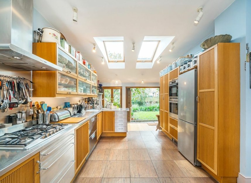 Properties sold in Beacon Hill - N7 9LY view5
