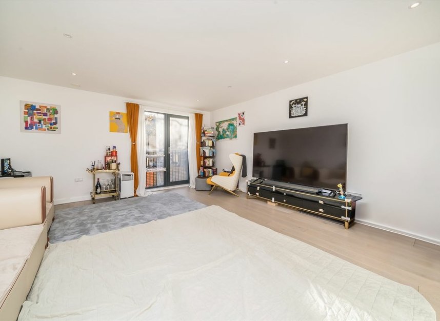 Properties for sale in Beatrice Place - SW19 6BS view5