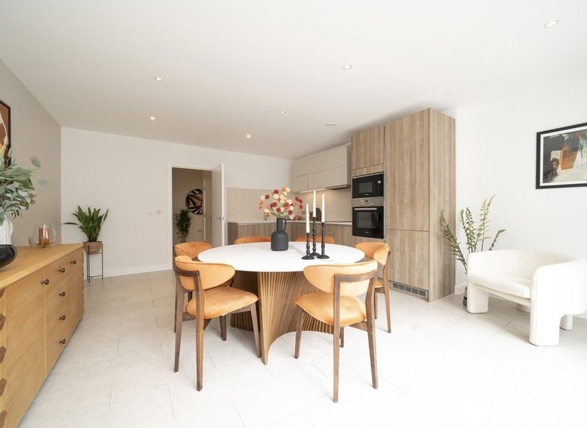 Properties for sale in Beatrice Place - SW19 6BS view5