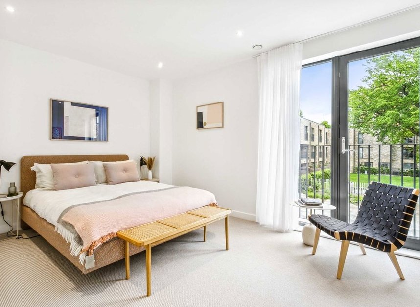 Properties for sale in Beatrice Place - SW19 6BS view8