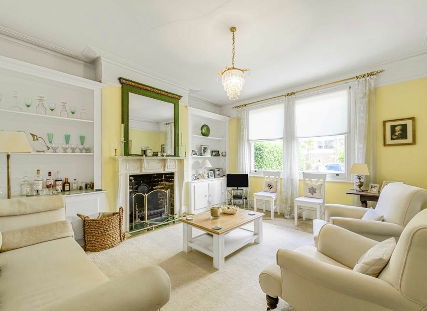 Properties sold in Belgrade Road - TW12 2AZ view4