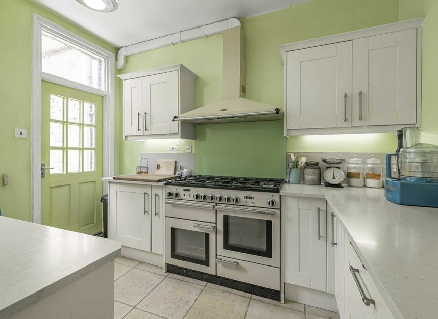 Properties sold in Belgrade Road - TW12 2AZ view3