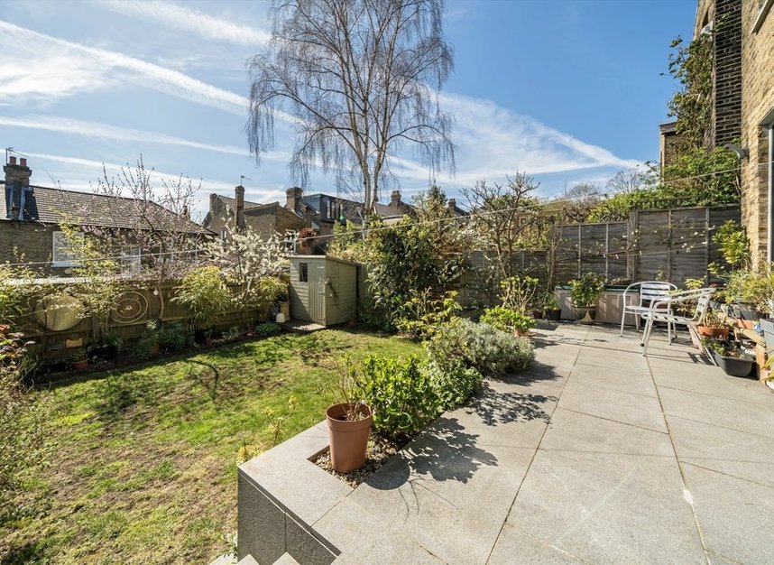 Properties sold in Benson Road - SE23 3RL view4