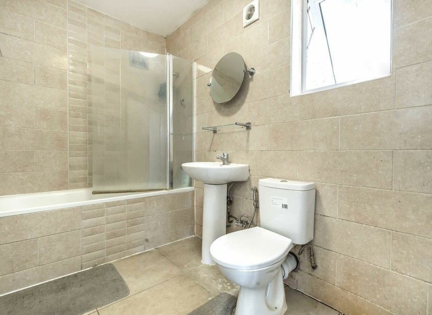 Properties for sale in Beresford Avenue - W7 3AJ view8