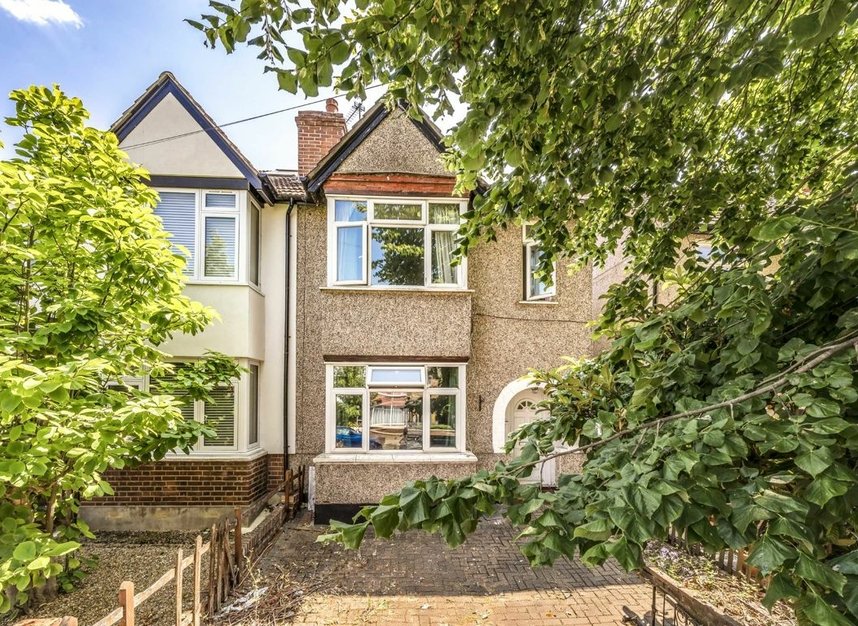 Properties for sale in Beresford Avenue - W7 3AJ view1