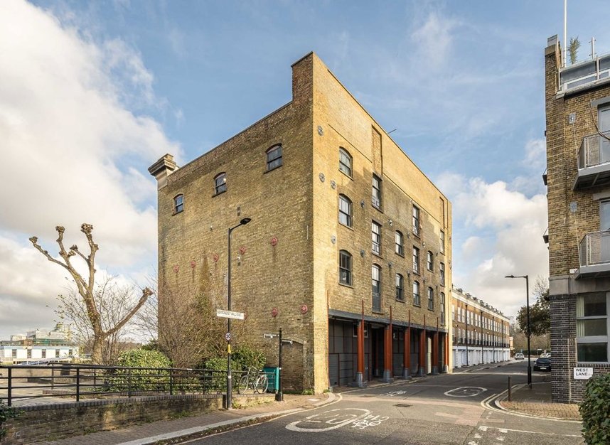 Properties for sale in Bermondsey Wall East - SE16 4TU view11