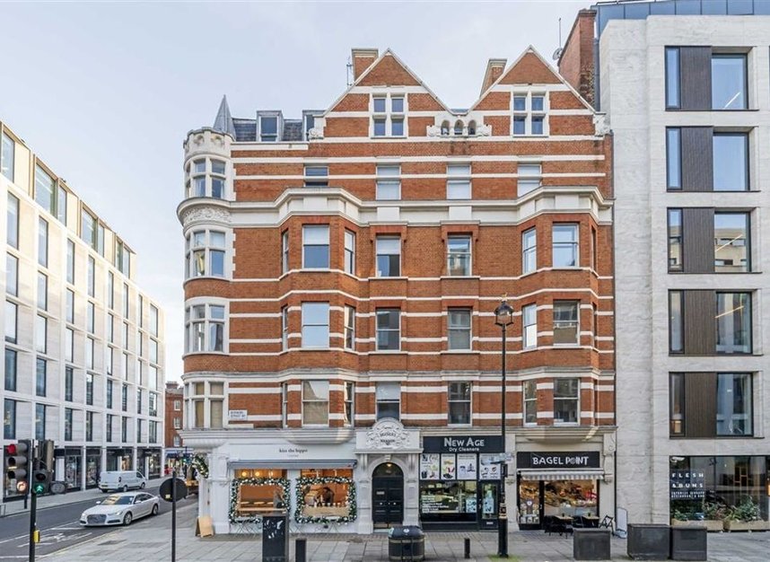 Flat for sale in Berners Street, London, W1T (Ref 212962) | Dexters