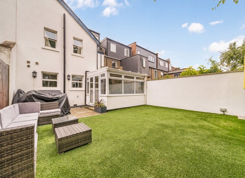 Properties for sale in Berrymede Road - W4 5JE view8