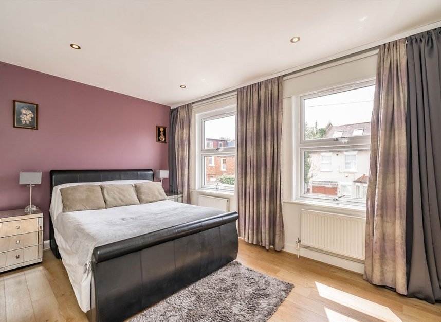 Properties for sale in Berrymede Road - W4 5JE view5