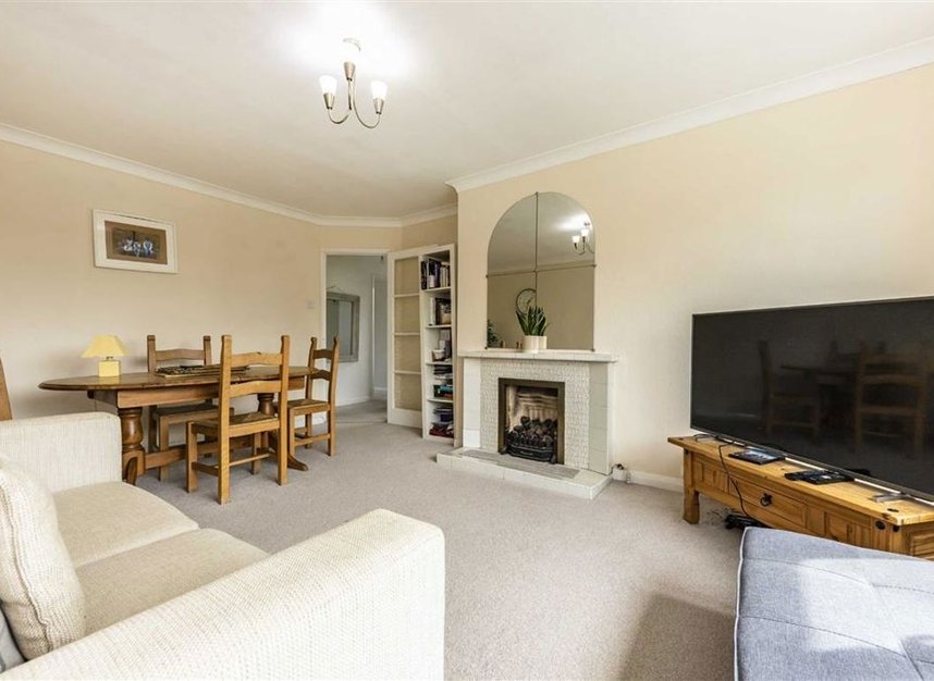Properties for sale in Beverley Road - KT1 4DZ view2