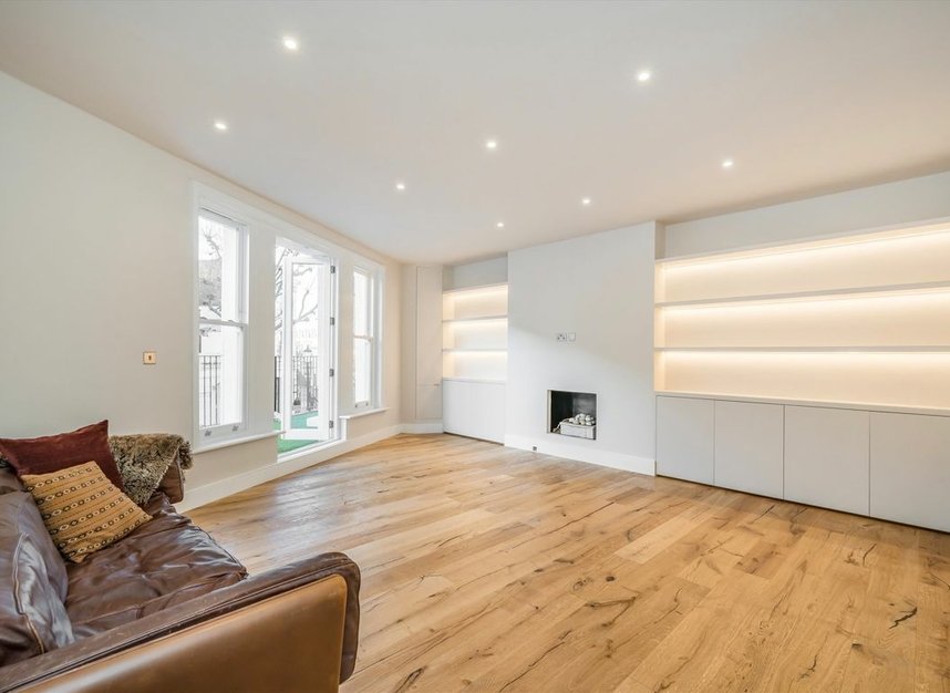 Properties for sale in Bevington Road - W10 5TW view1