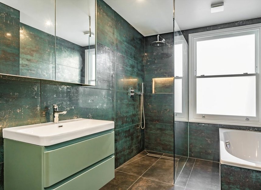Properties for sale in Bevington Road - W10 5TW view6