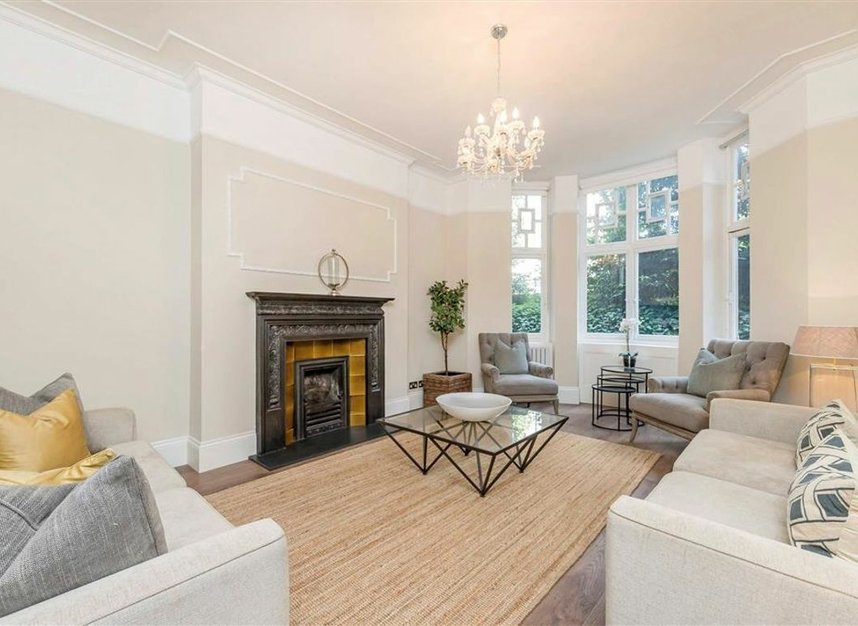 Properties for sale in Bickenhall Street - W1U 6BS view2