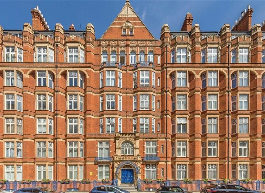 Properties for sale in Bickenhall Street - W1U 6BS view1