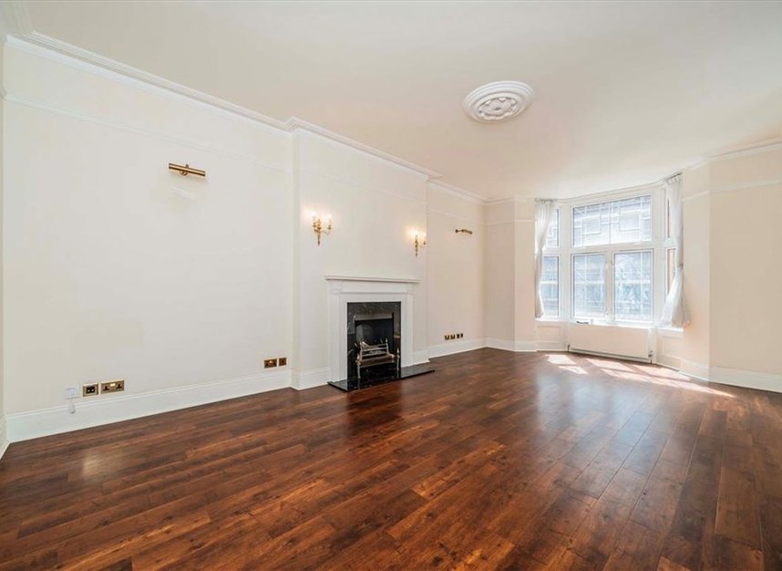 Properties for sale in Bickenhall Street - W1U 6BS view3
