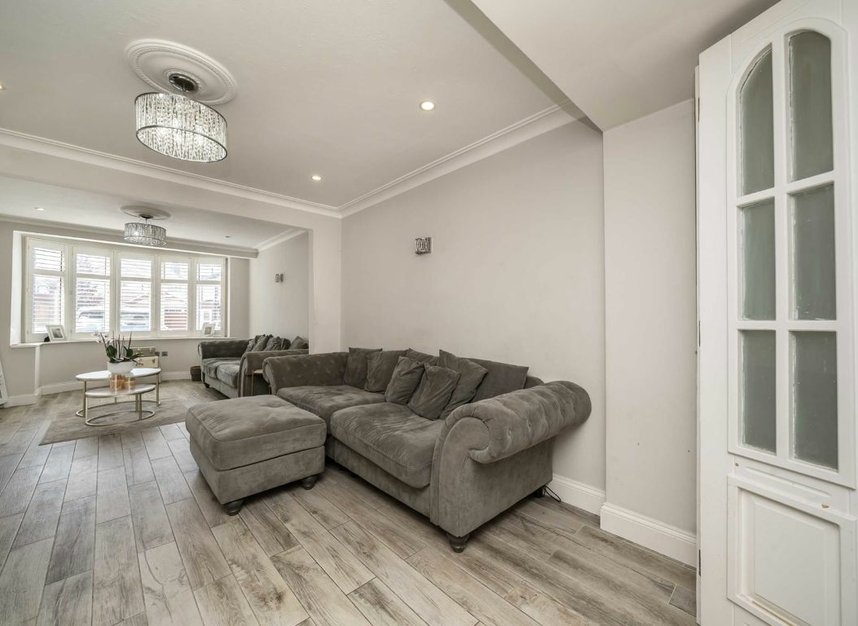 Properties for sale in Bispham Road - NW10 7HB view3