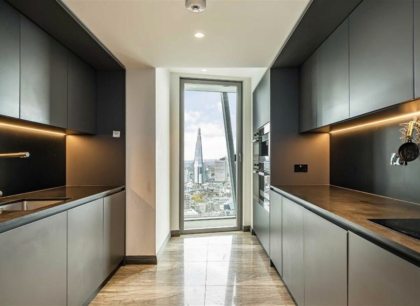 Properties for sale in Blackfriars Road - SE1 9GQ view7