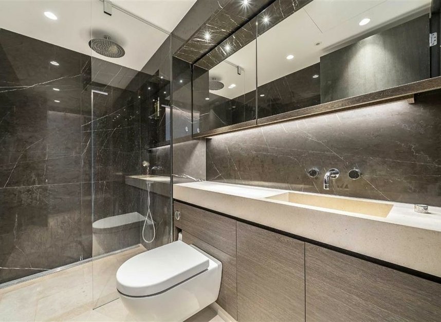 Properties for sale in Blackfriars Road - SE1 9GQ view14