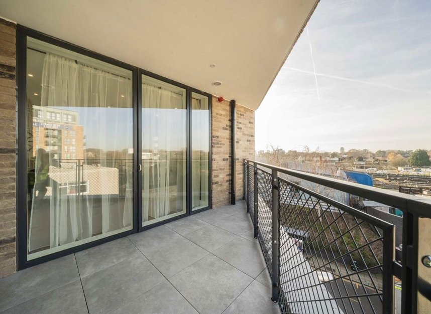 Properties for sale in Bollo Lane - W3 8ZW view10