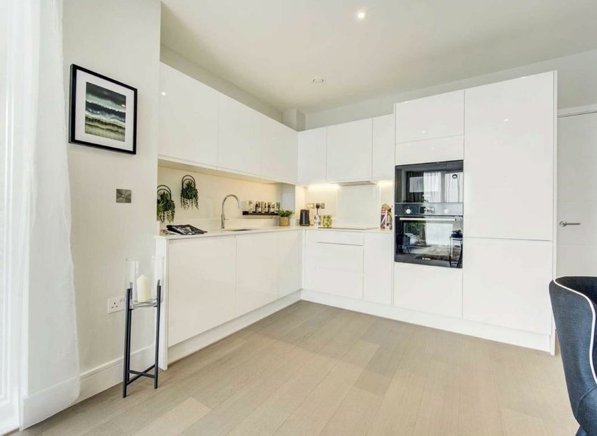 Properties for sale in Bollo Lane - W3 8ZW view3