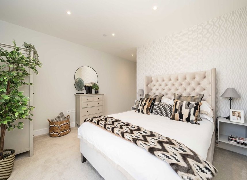 Properties for sale in Bollo Lane - W3 8ZW view5