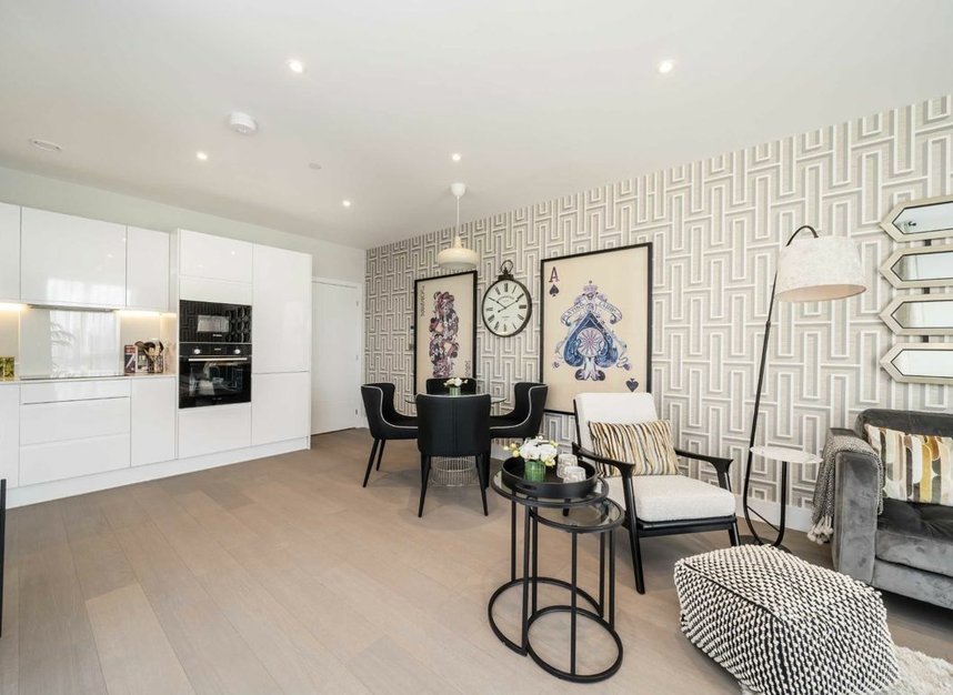 Properties for sale in Bollo Lane - W3 8ZW view2