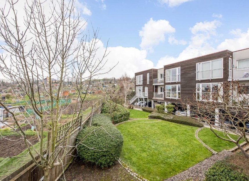 Flat for sale in Borland Road, London, SE15 (Ref 209567) Dexters