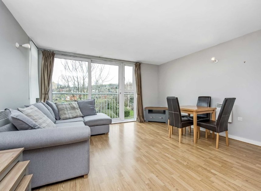 Flat for sale in Borland Road, London, SE15 (Ref 209567) Dexters