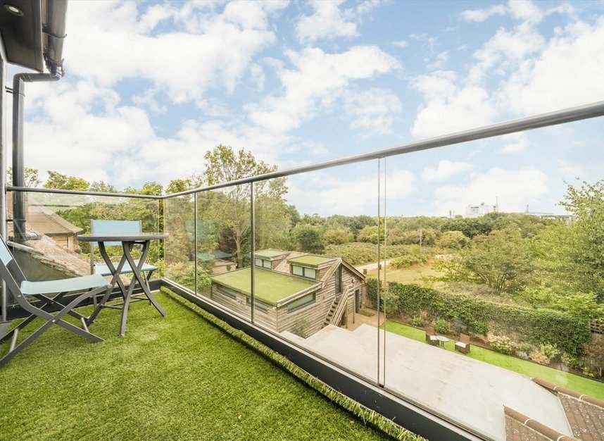 Properties for sale in Boston Gardens - TW8 9LS view12