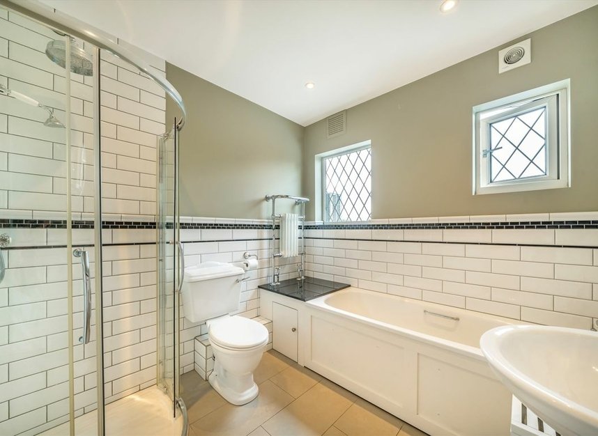 Properties for sale in Boston Gardens - TW8 9LS view11