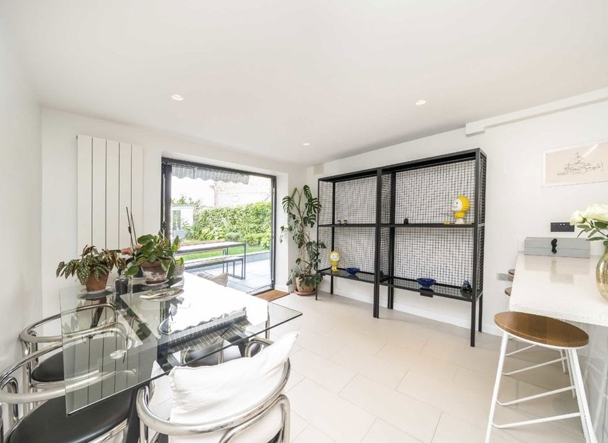 Properties for sale in Bramshill Road - NW10 8AG view6