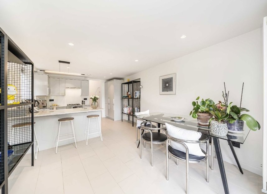 Properties for sale in Bramshill Road - NW10 8AG view7