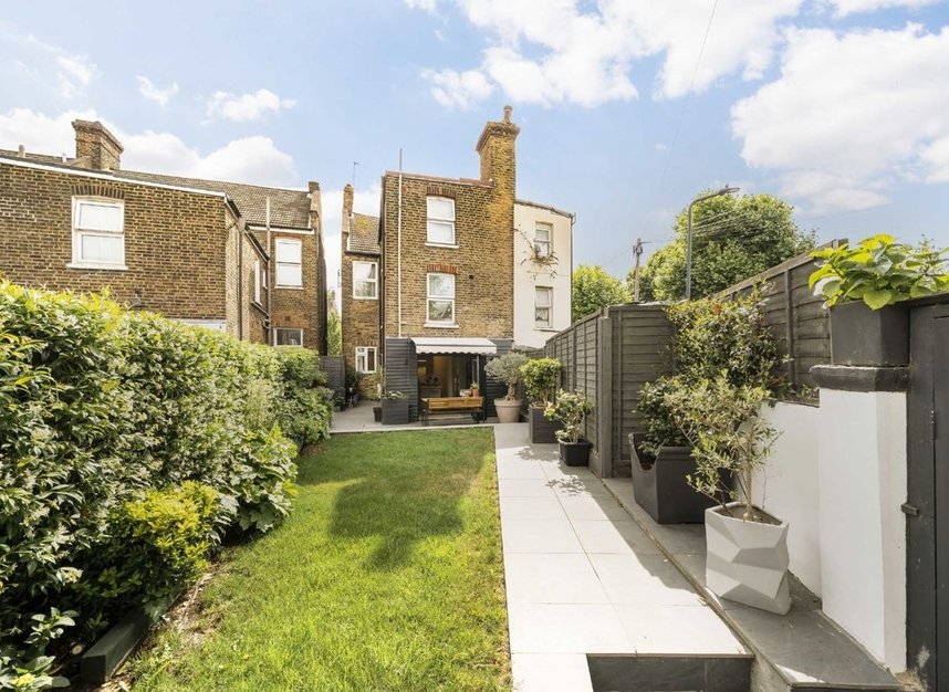Properties for sale in Bramshill Road - NW10 8AG view9