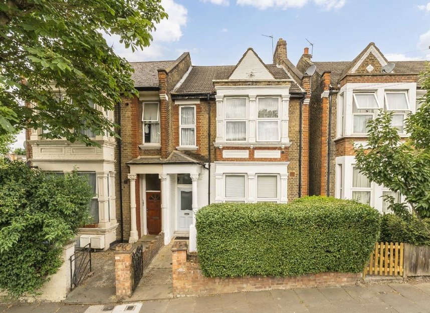 Properties for sale in Bramshill Road - NW10 8AG view1