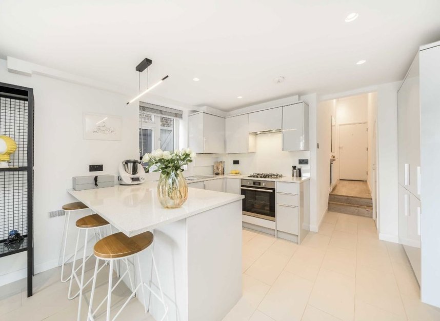 Properties for sale in Bramshill Road - NW10 8AG view5