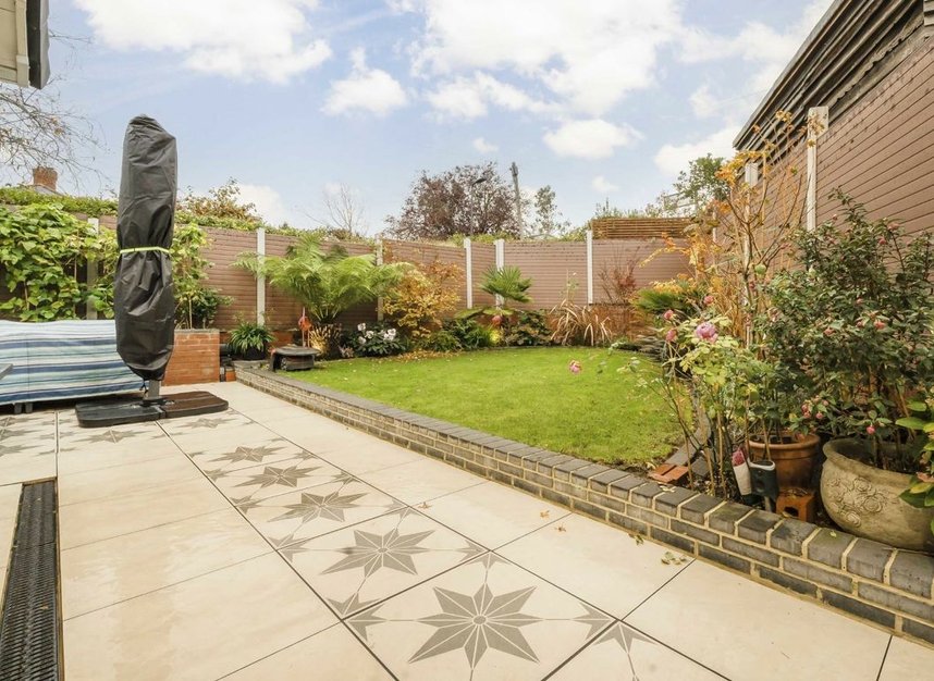 Properties for sale in Brassie Avenue - W3 7DF view7