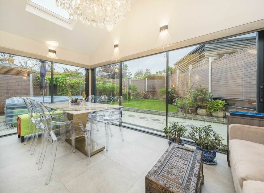 Properties for sale in Brassie Avenue - W3 7DF view2